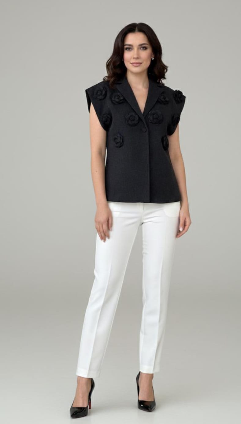 Urban Chic Floral Embellished Blazer