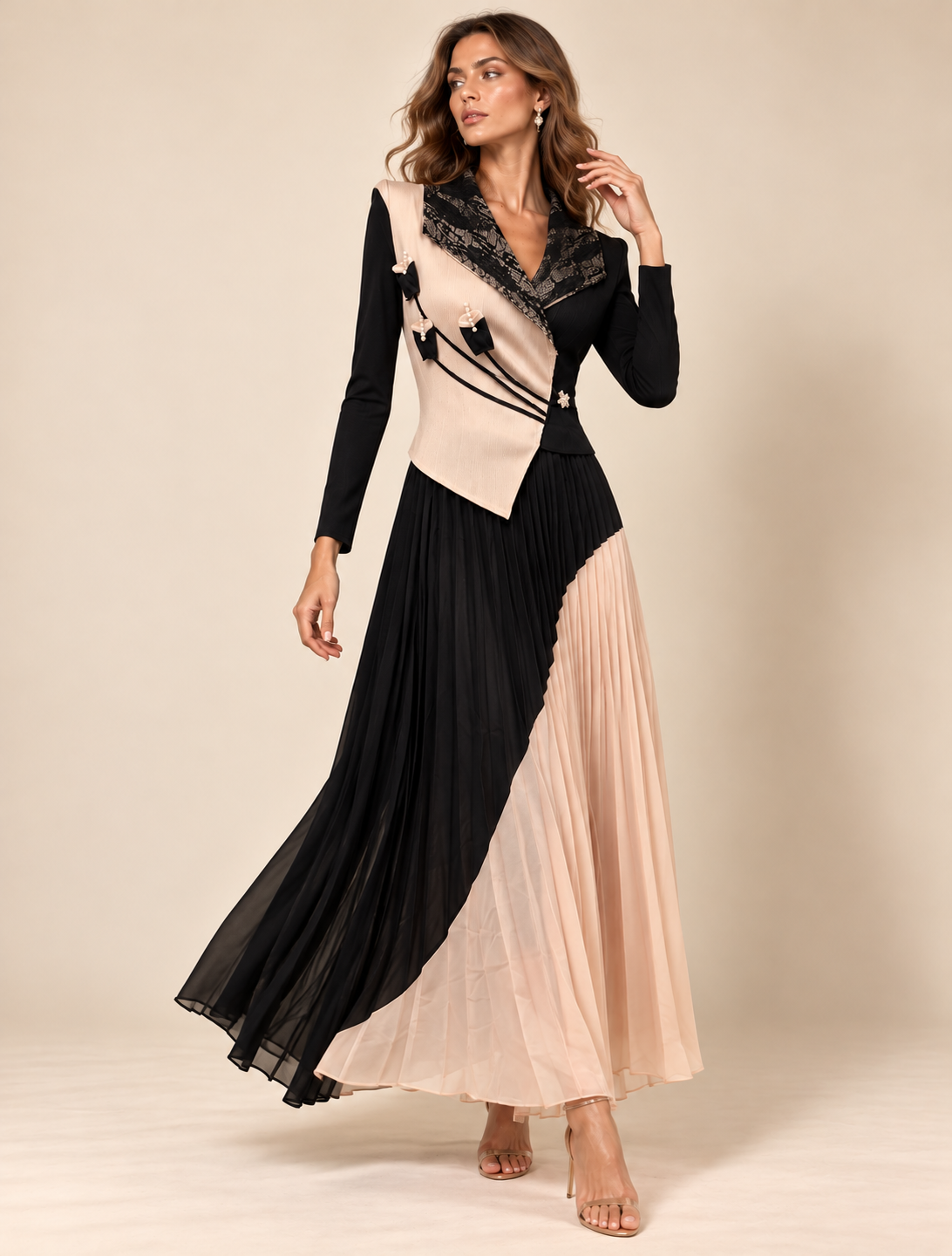Elara Pleated