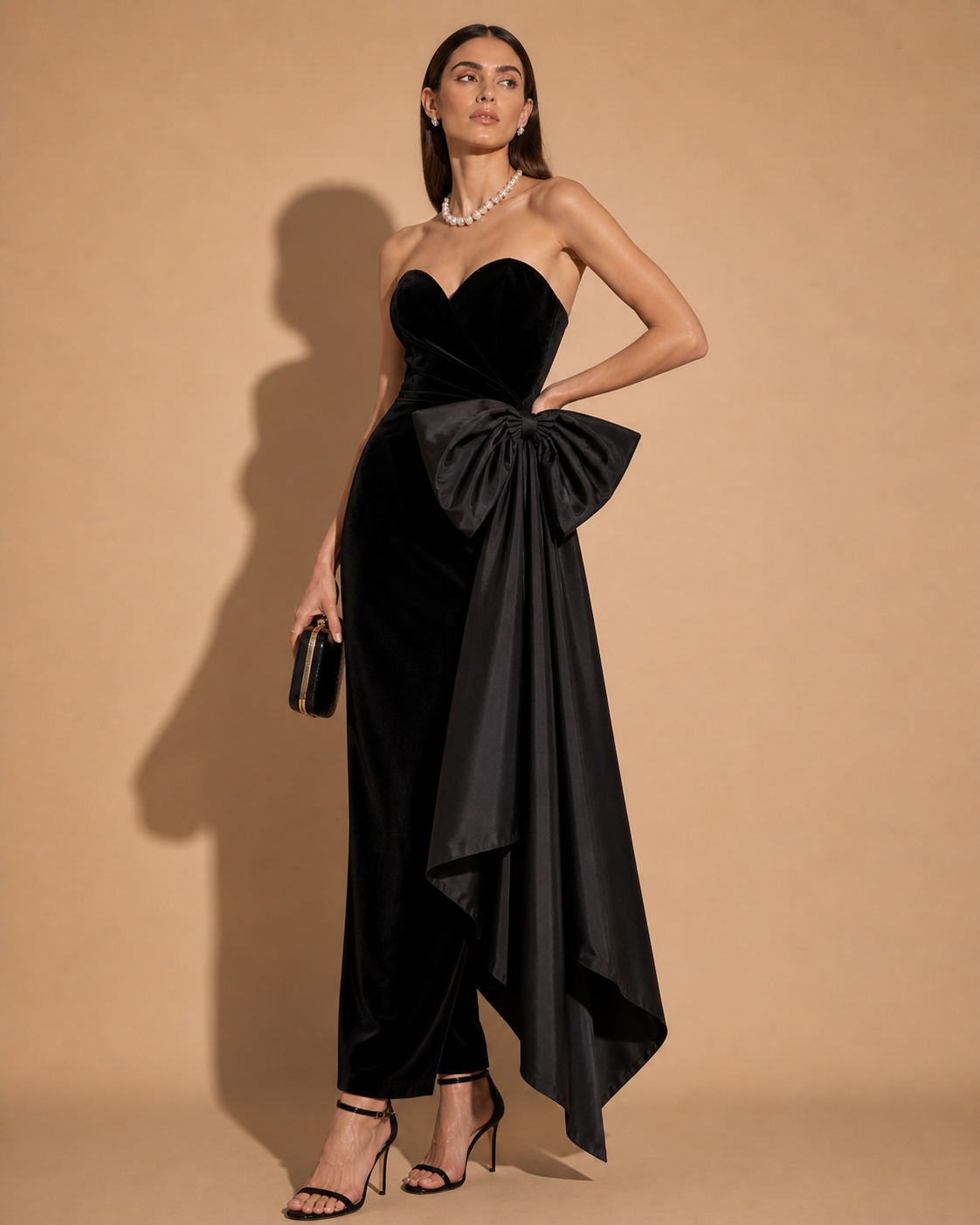Noir Ruffle Muse