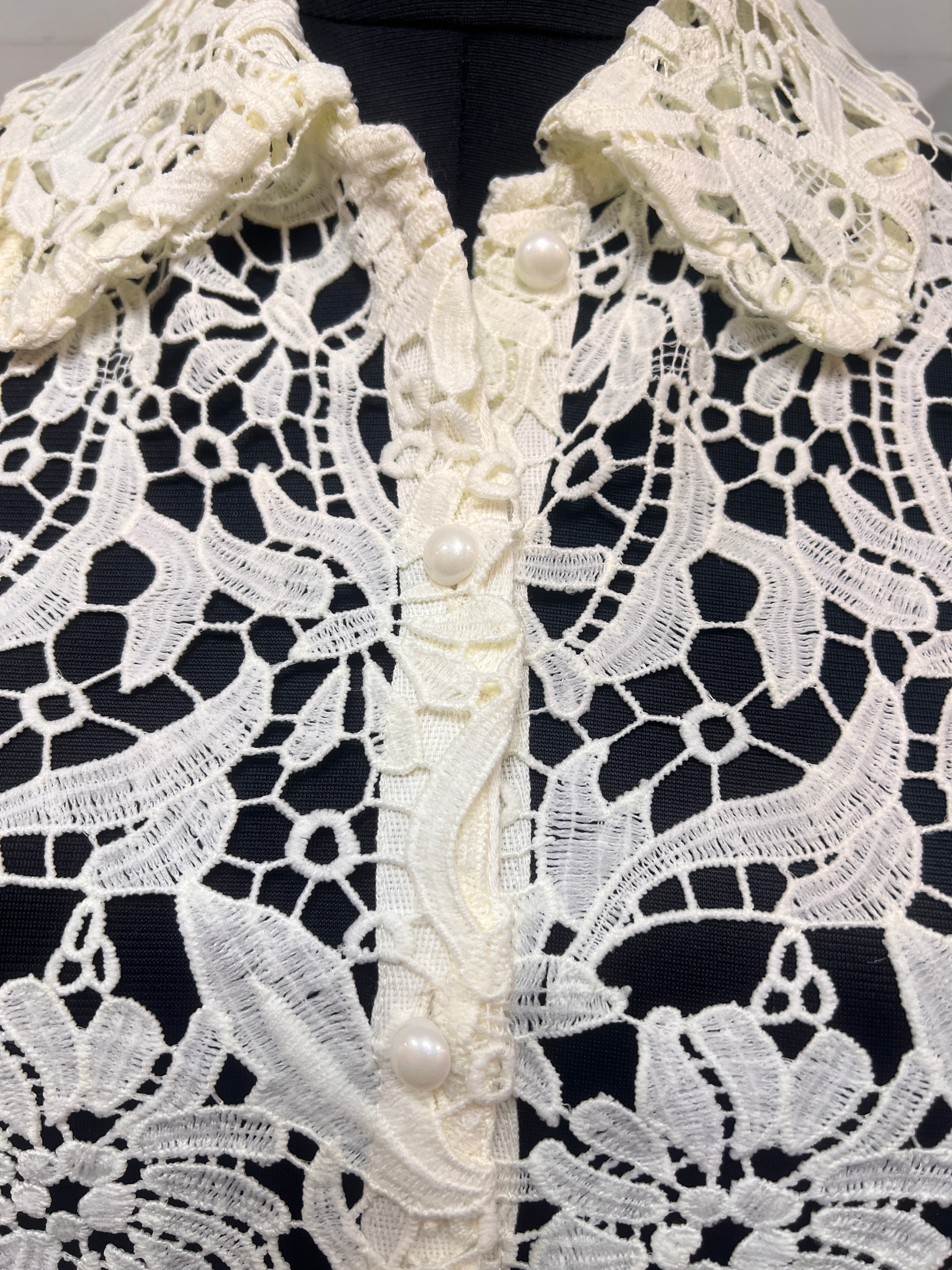 Élan Lace Top